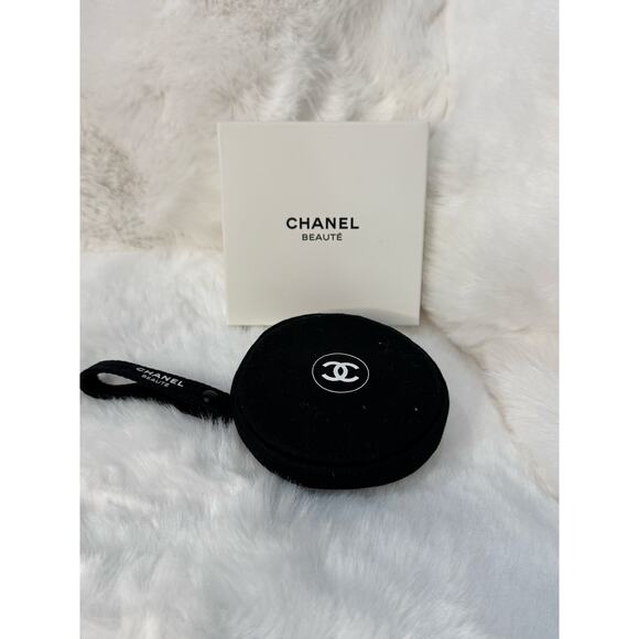 GWP Chanel coin purse - Picture 1 of 2